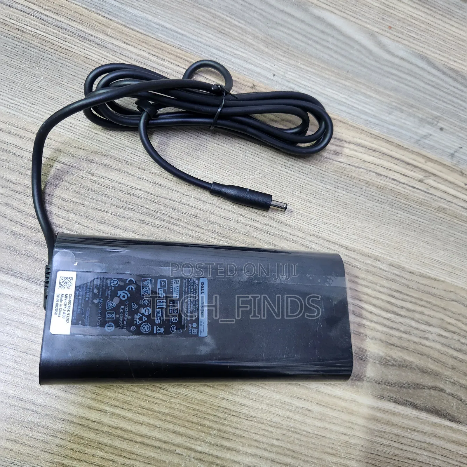 Original Dell Small Pin 130w Oval Shape