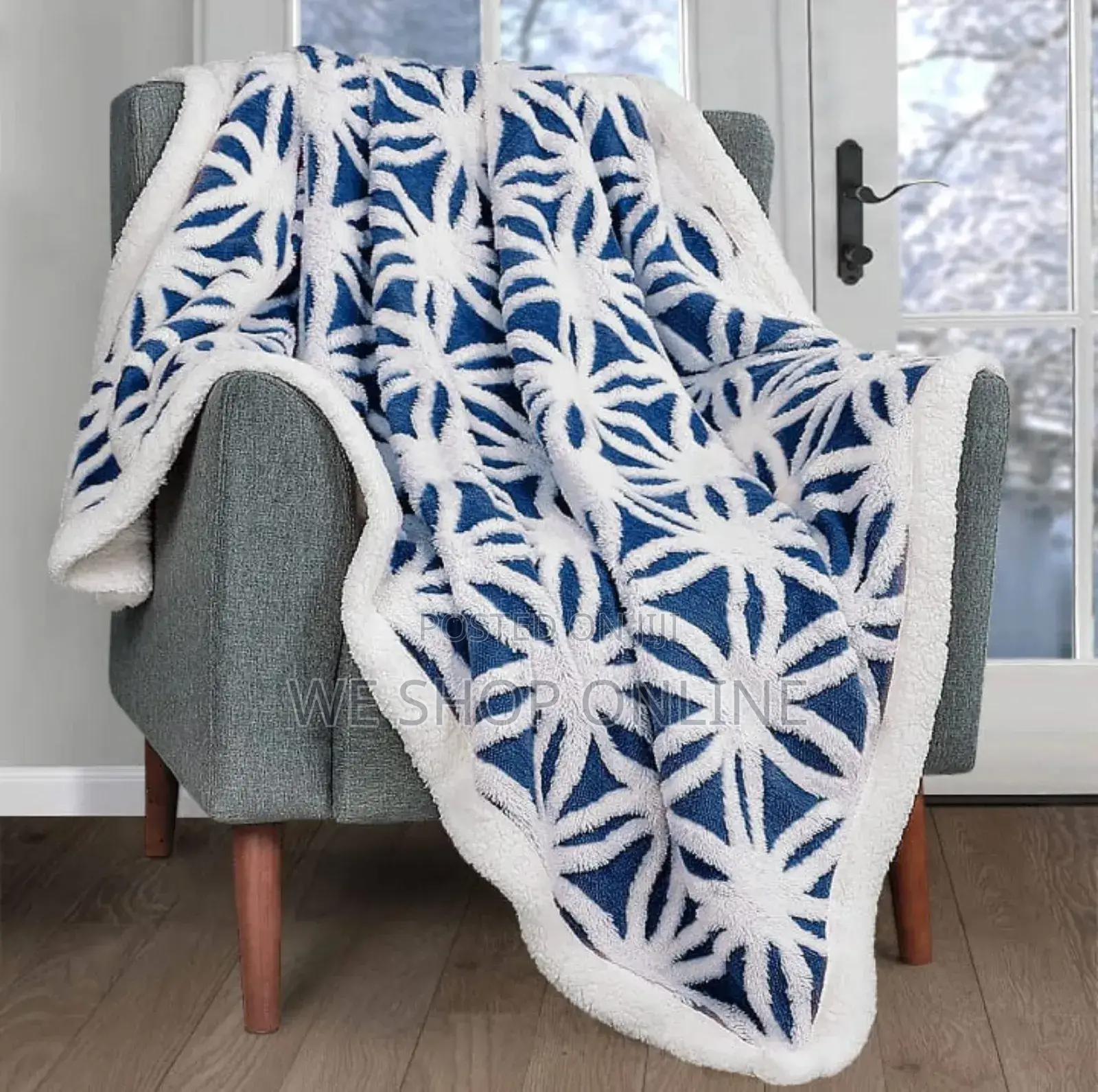 Warm Sherpa Patterned Blankets 
Size 6*6