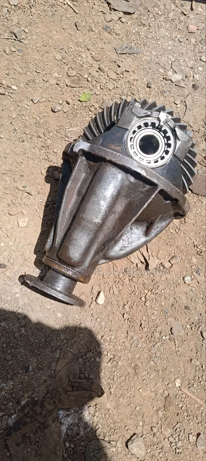 Rear Differential 9:37 Nissan Patrol Y61.