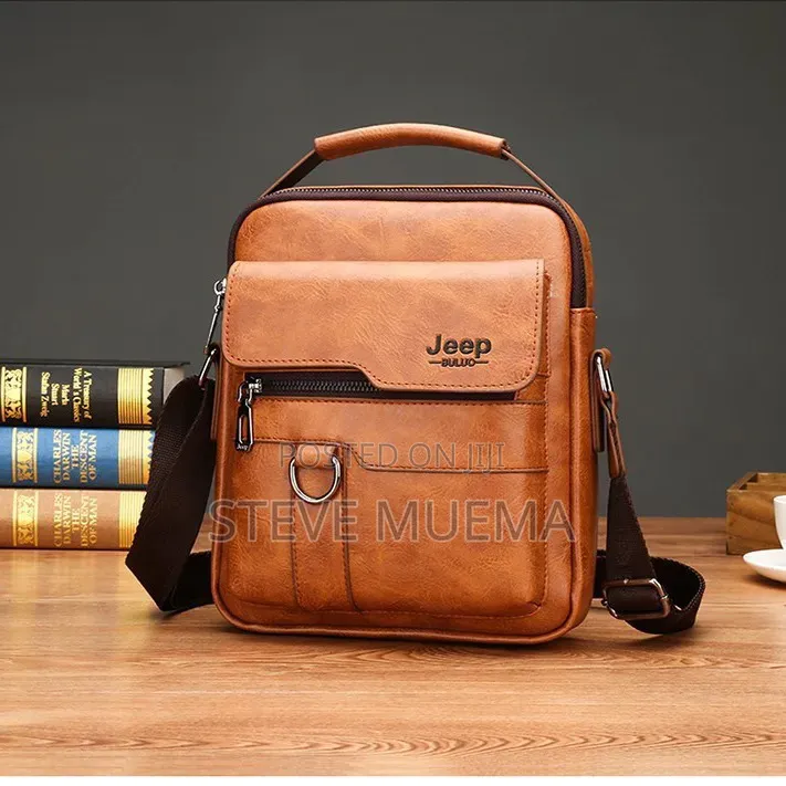 Men's Buluo Pu Leather.