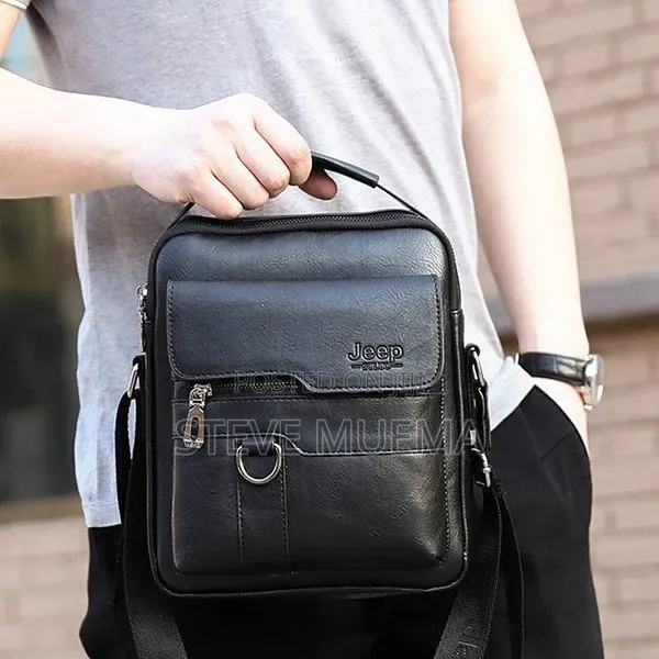 Men's Buluo Pu Leather.