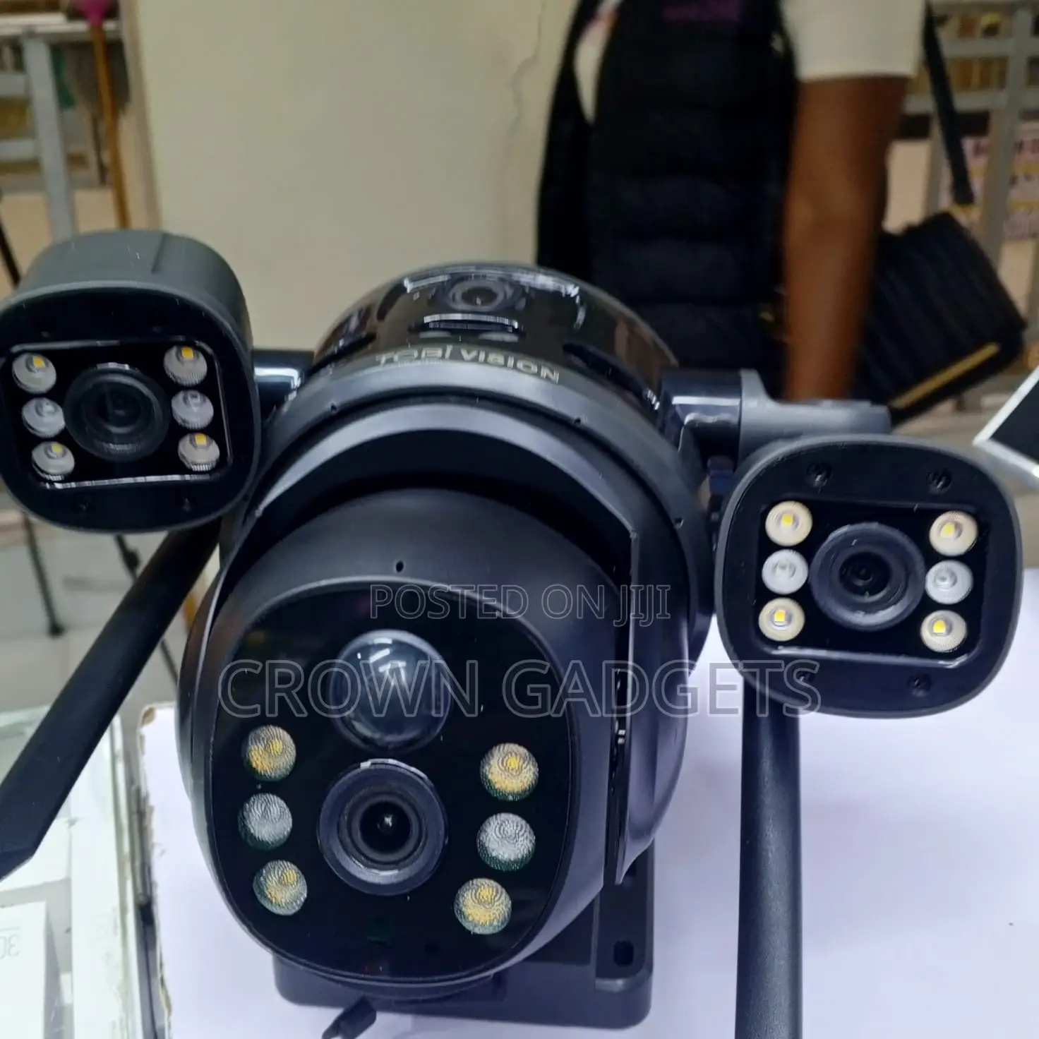 Wireless Solar PTZ Camera Outdoor 360 Surveillance Wifi