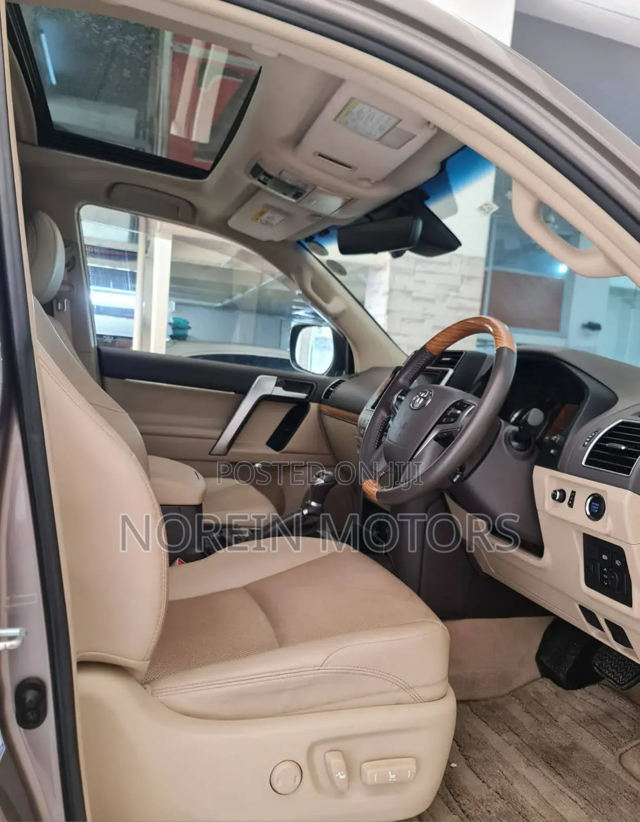 Toyota Land Cruiser Prado 2018 Silver