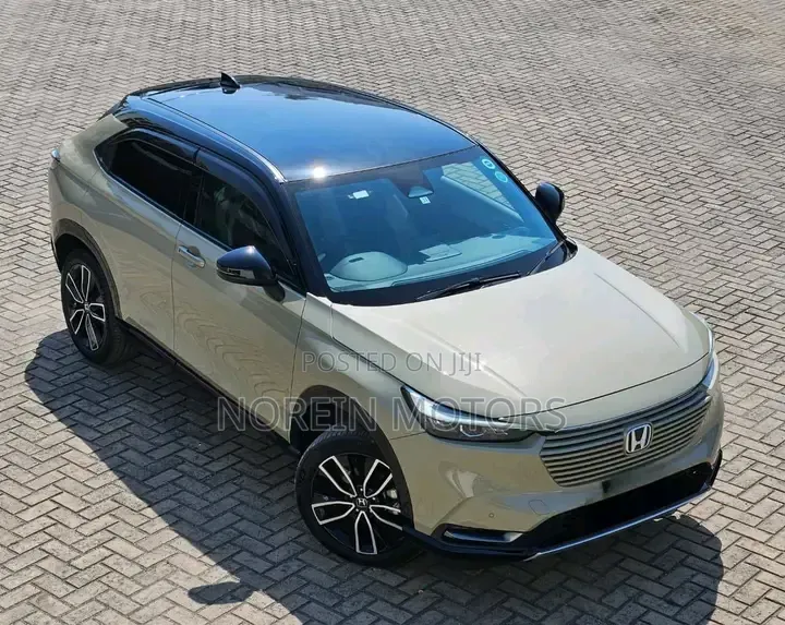 Honda Vezel 2021 Yellow
