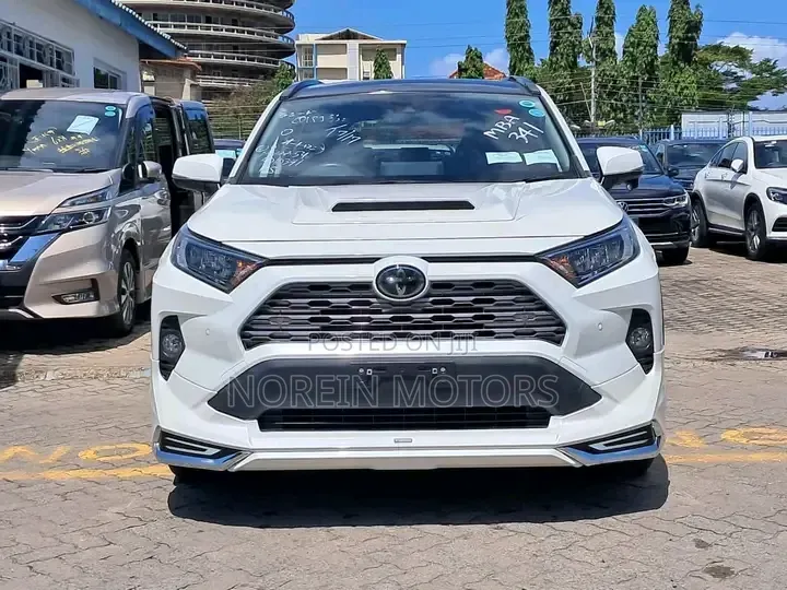 Toyota RAV4 2019 Pearl