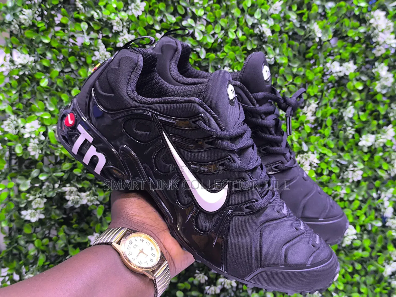 Nike Tn Blacks / Greys