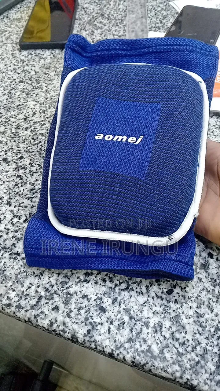 2 PCS Padded Knee Wraps// Sleeves