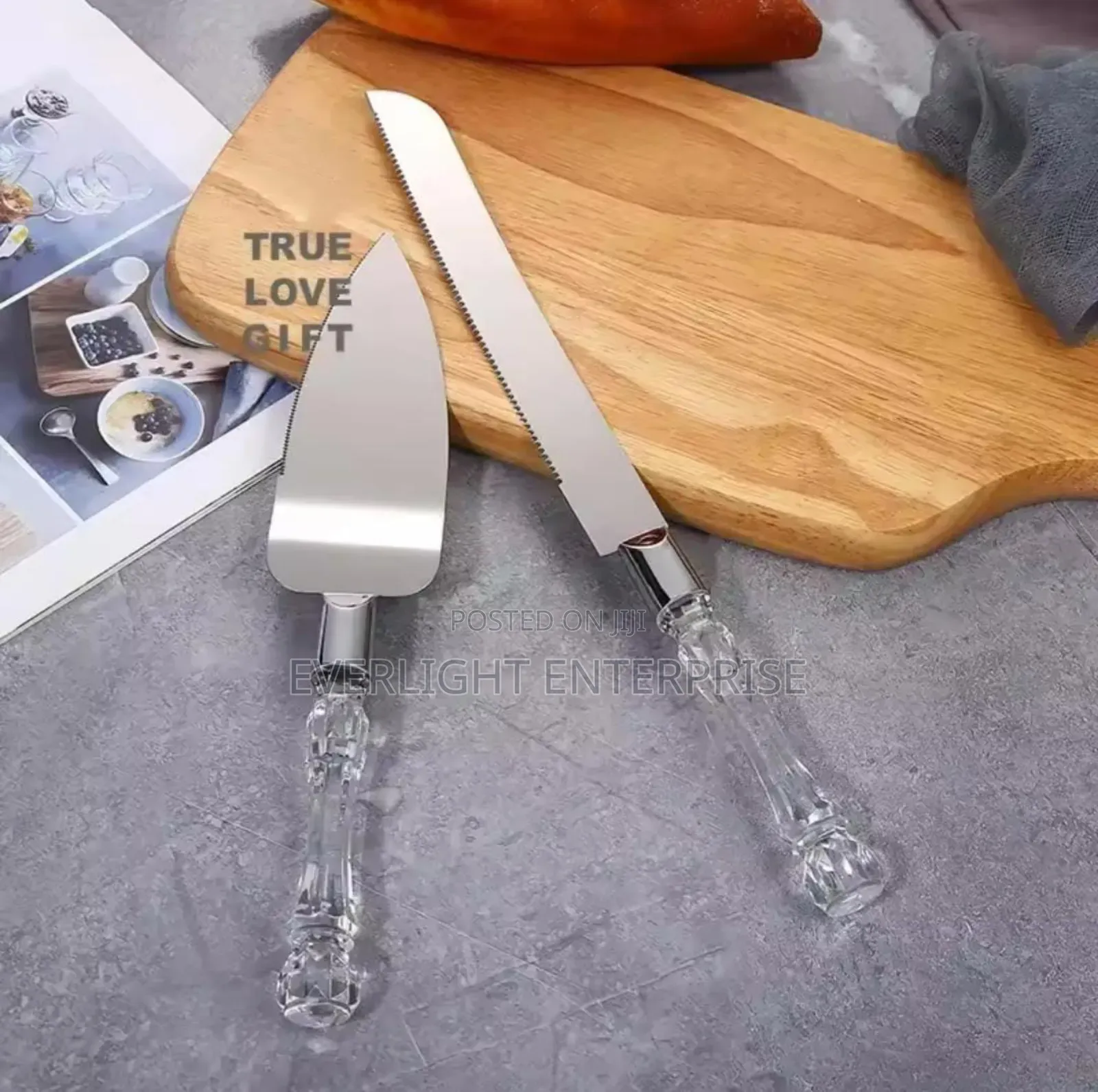 Stainless Steel Cake Cutter and Pie Spatula Available