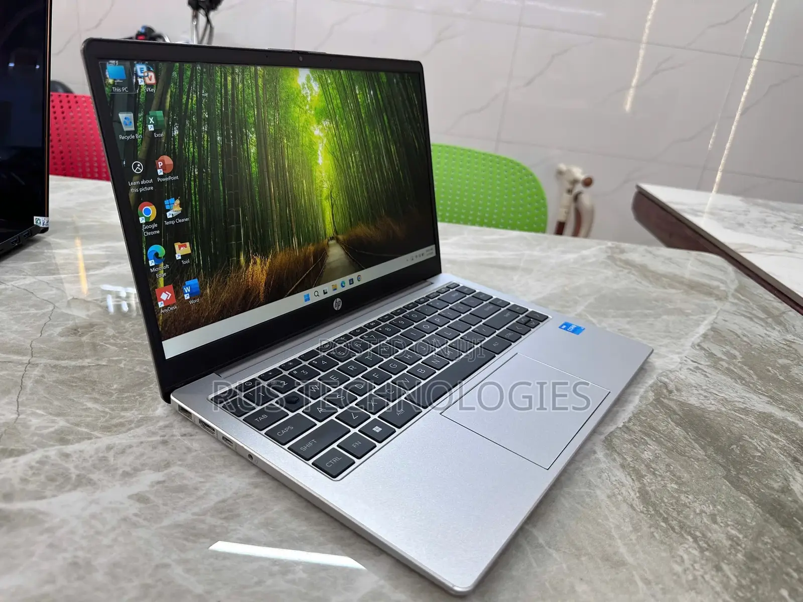 New Laptop HP Stream Notebook 8GB Intel Core i7 SSD 512GB