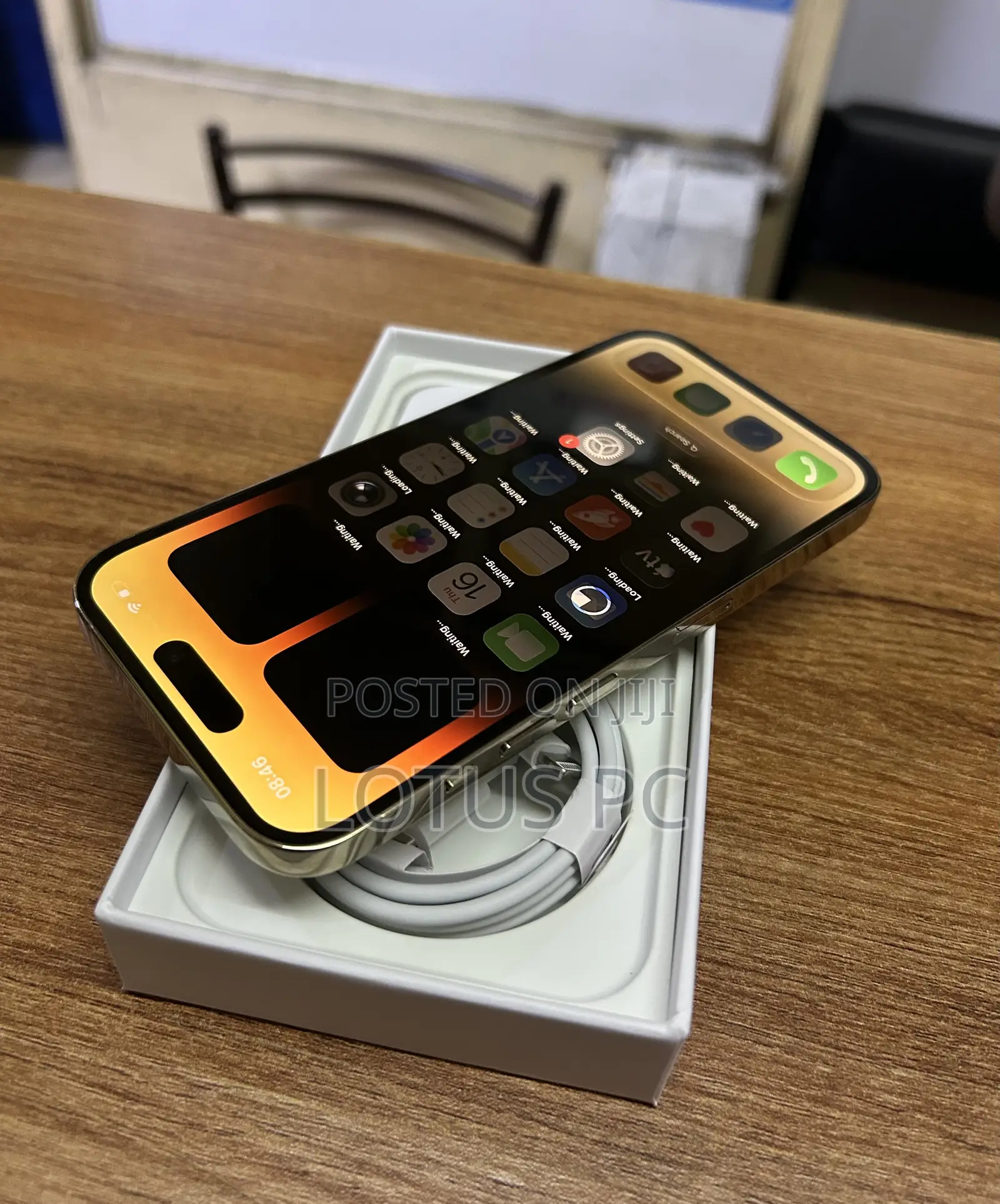 New Apple iPhone 14 Pro 256 GB Gold