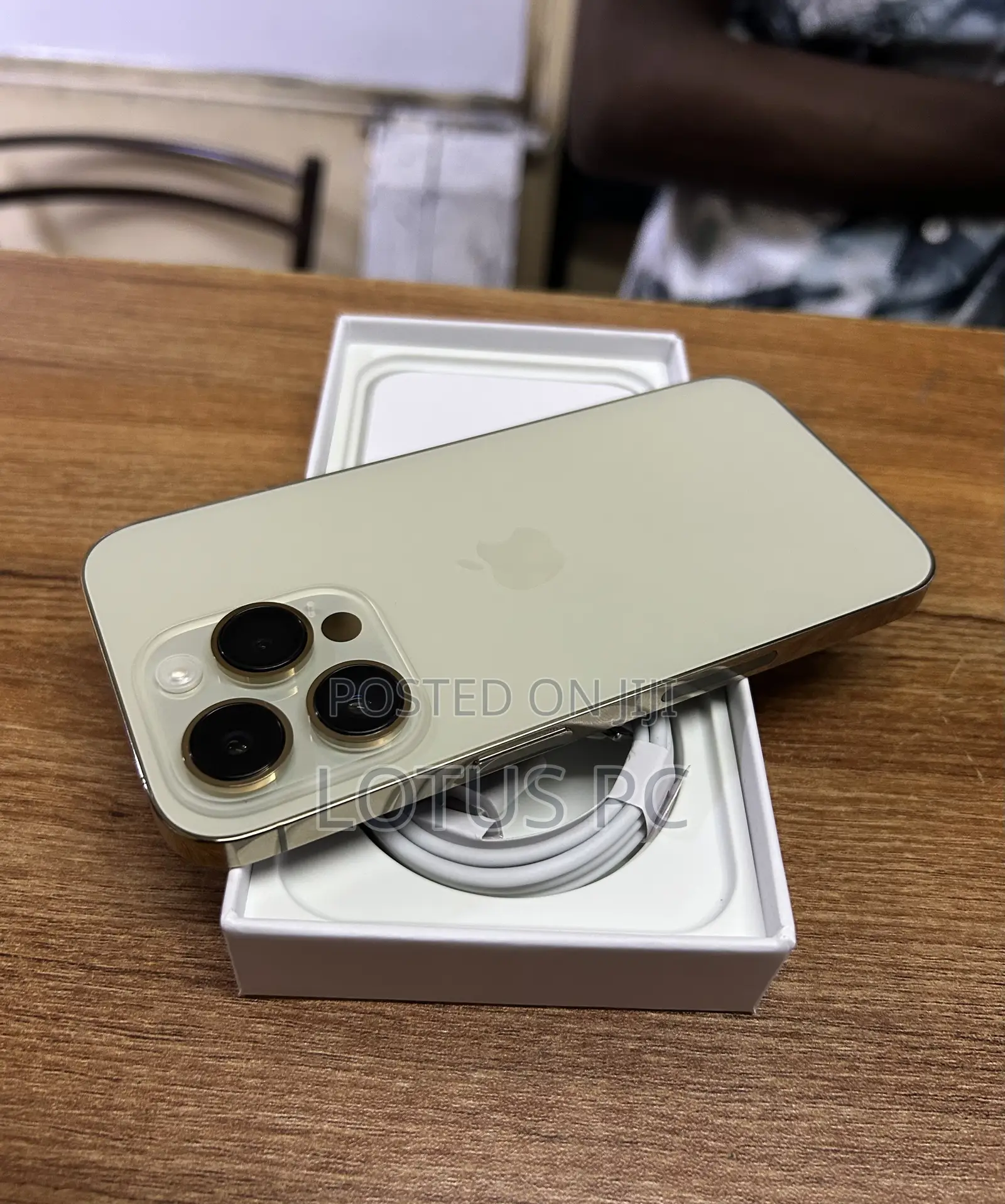 New Apple iPhone 14 Pro 256 GB Gold