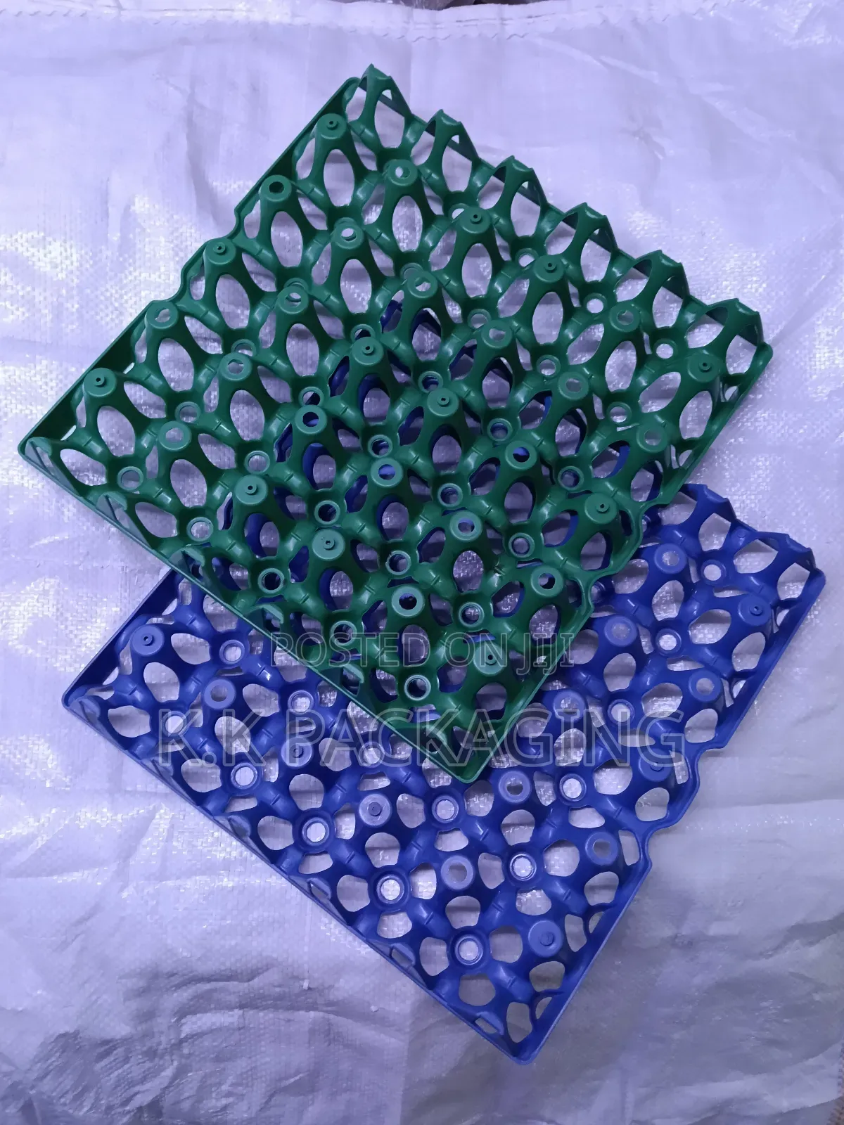 This Plastic Trays
