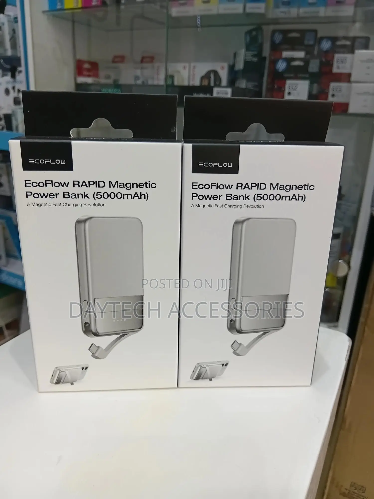 The Ecoflow Rapid Magnetic Power Bank (5000mah).