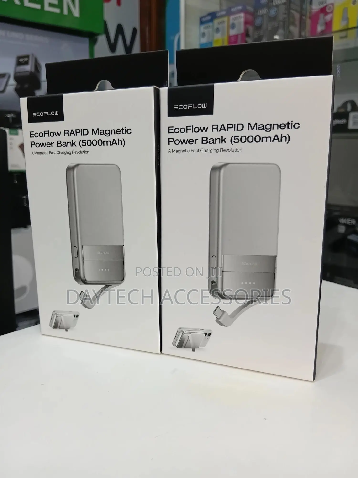 The Ecoflow Rapid Magnetic Power Bank (5000mah).