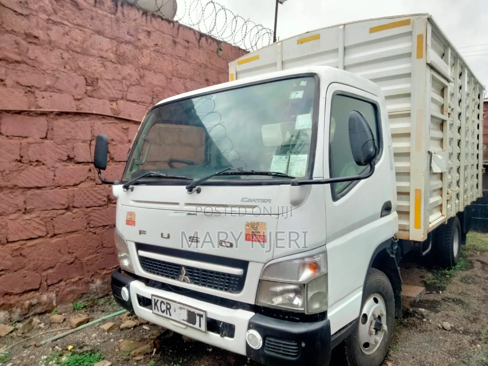 Mitsubishi Canter Truck