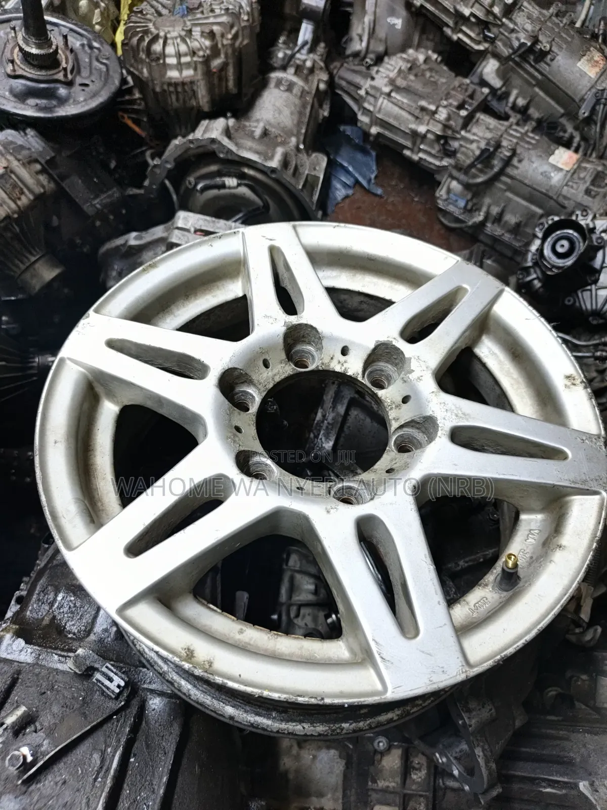 Toyota Hiace Chrome Rims Set