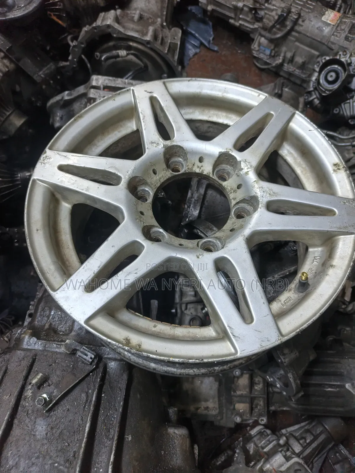 Toyota Hiace Chrome Rims Set