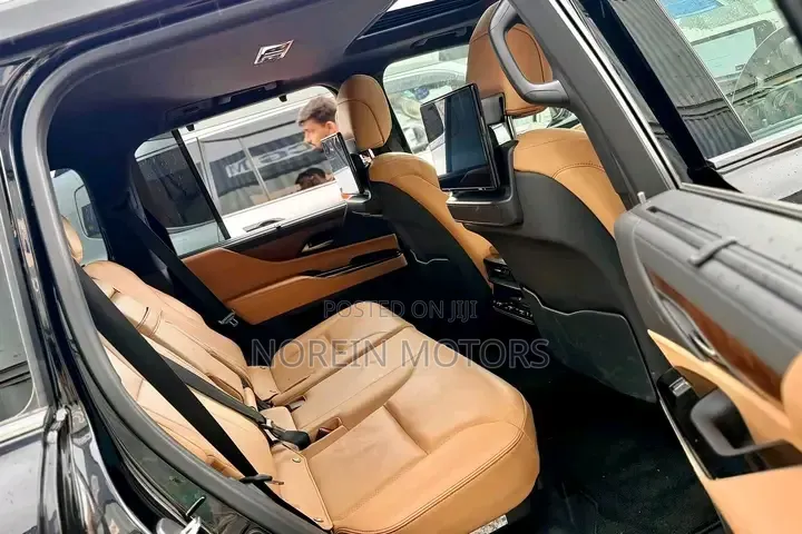 Lexus LX 2022 Matt Black