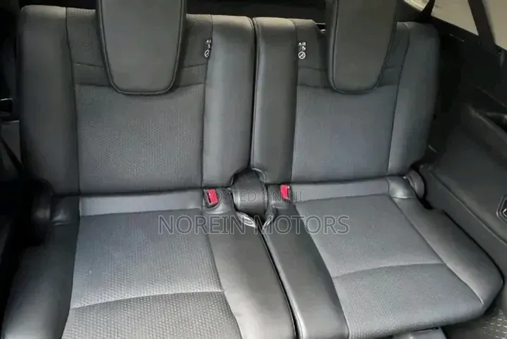 Nissan X-Trail 2019 Gold