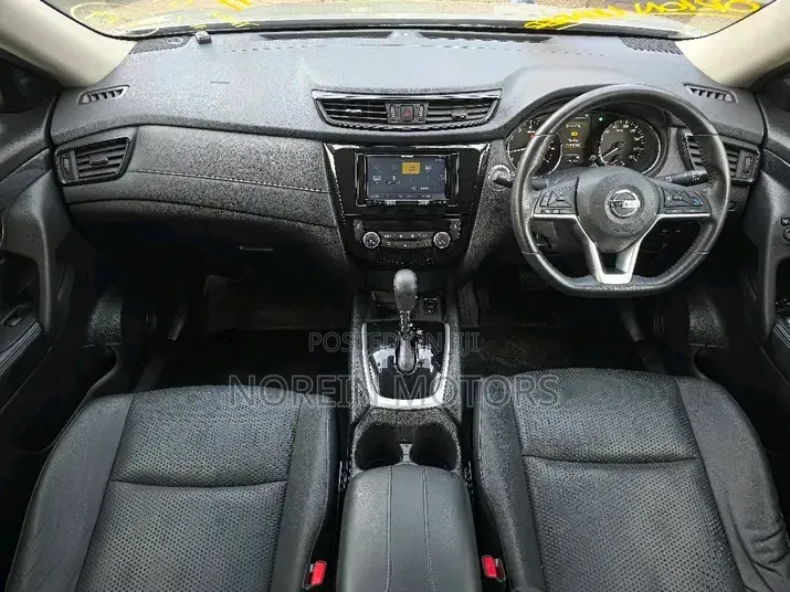 Nissan X-Trail 2018 Silver