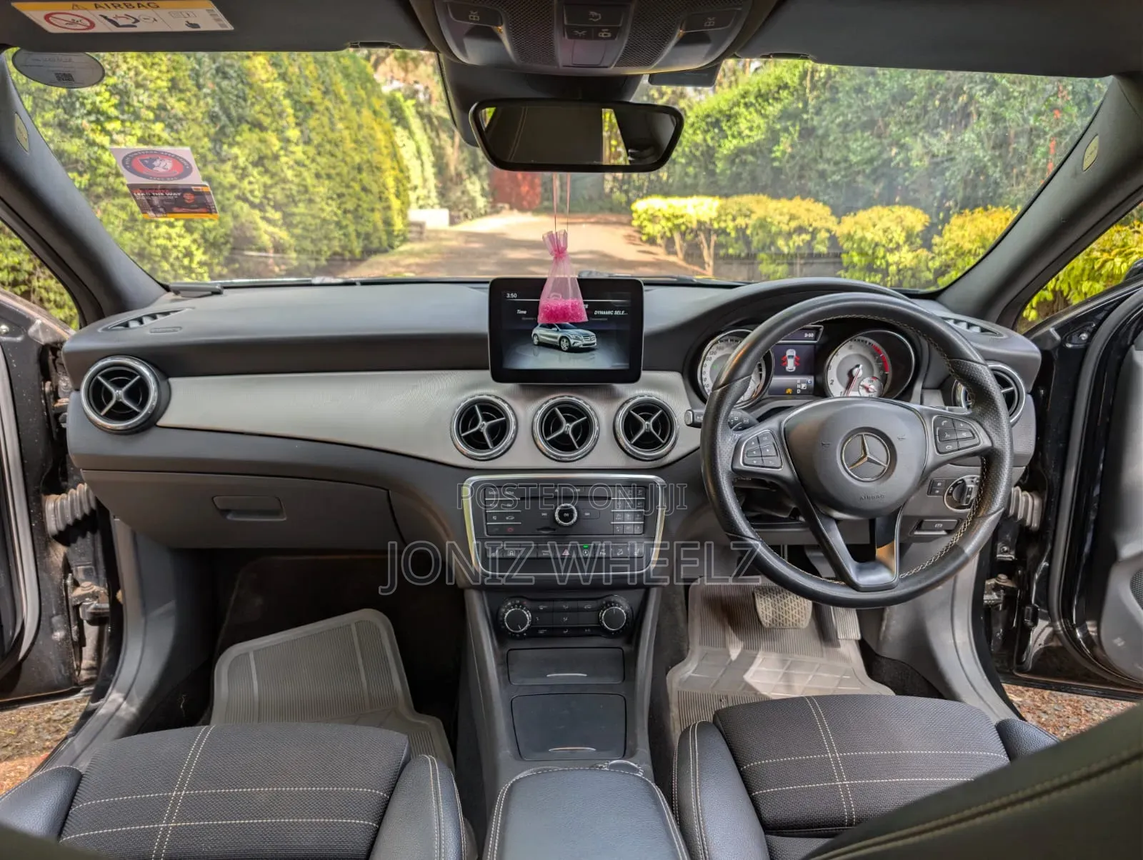 Mercedes-Benz GLA-Class 2017 Black