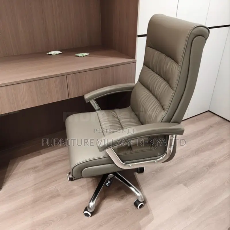 Gray Executive Leather Manager's Desk Seat