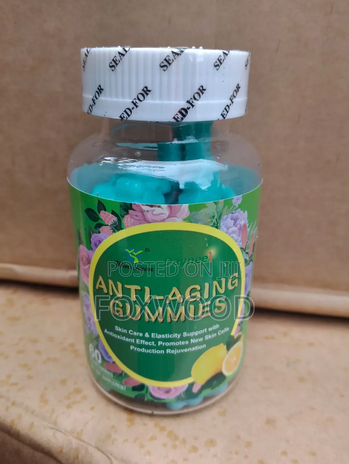 Daynee Anti-Aging Gummies, a Dietary Supplement