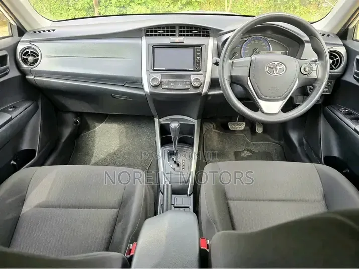 Toyota Corolla Fielder 2019 Pearl