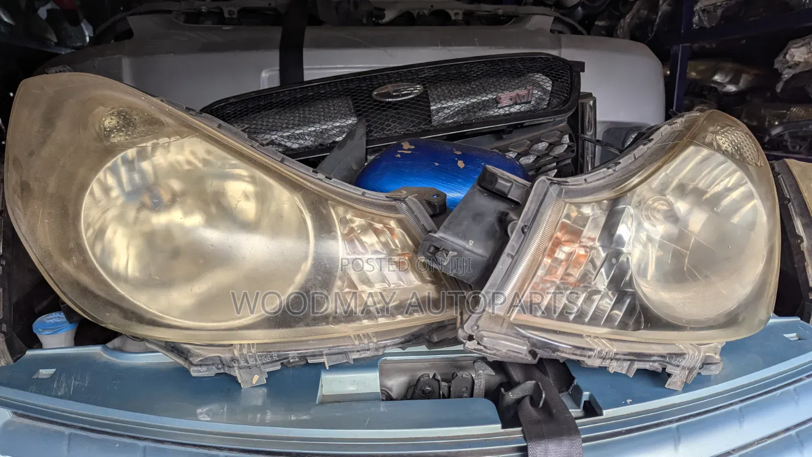 Nissan Advan Ad Headlight