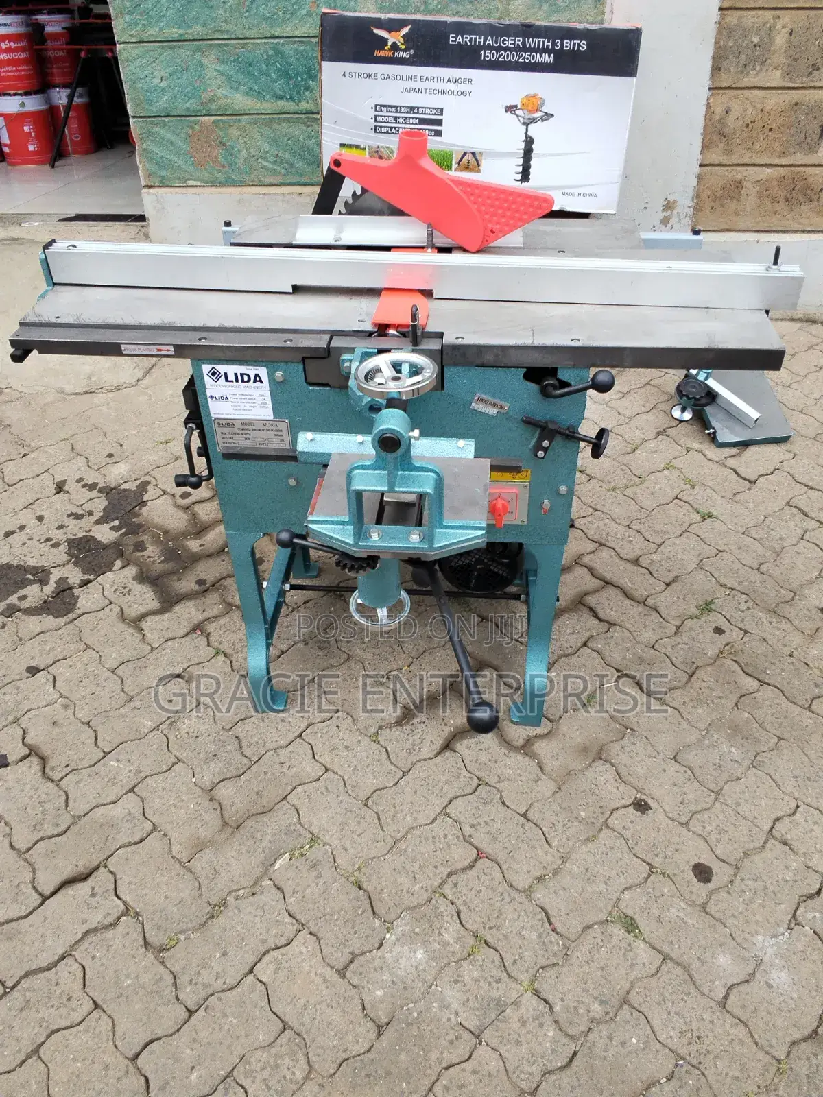Multi-Use Woodworking Machine