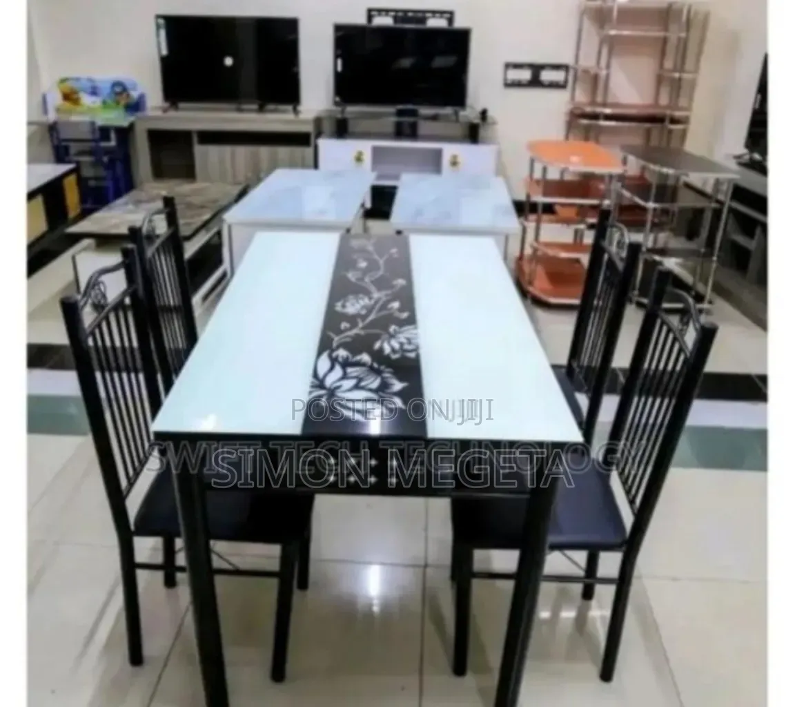 Pay on Delivery 4sitter Dinning Table