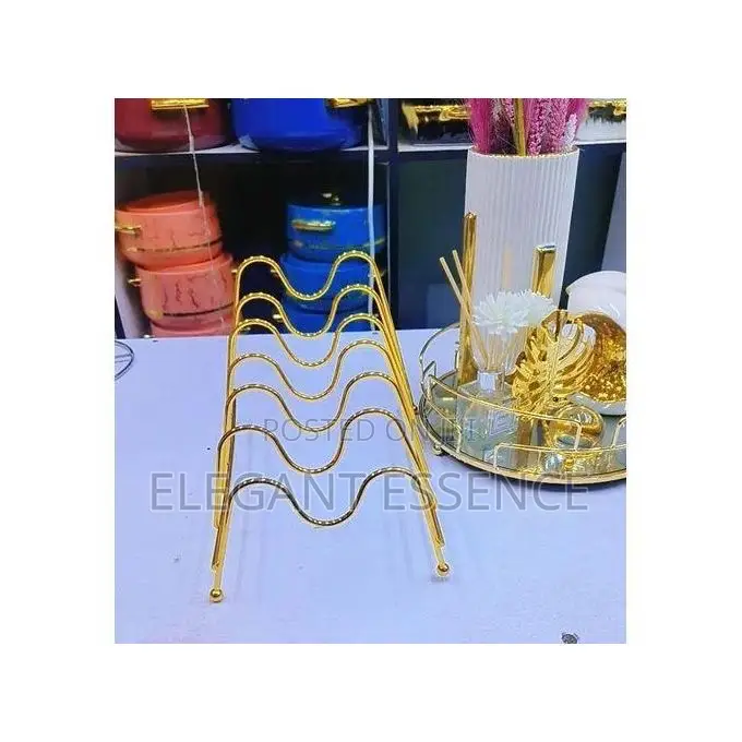 Gold/Silver Plate Stand