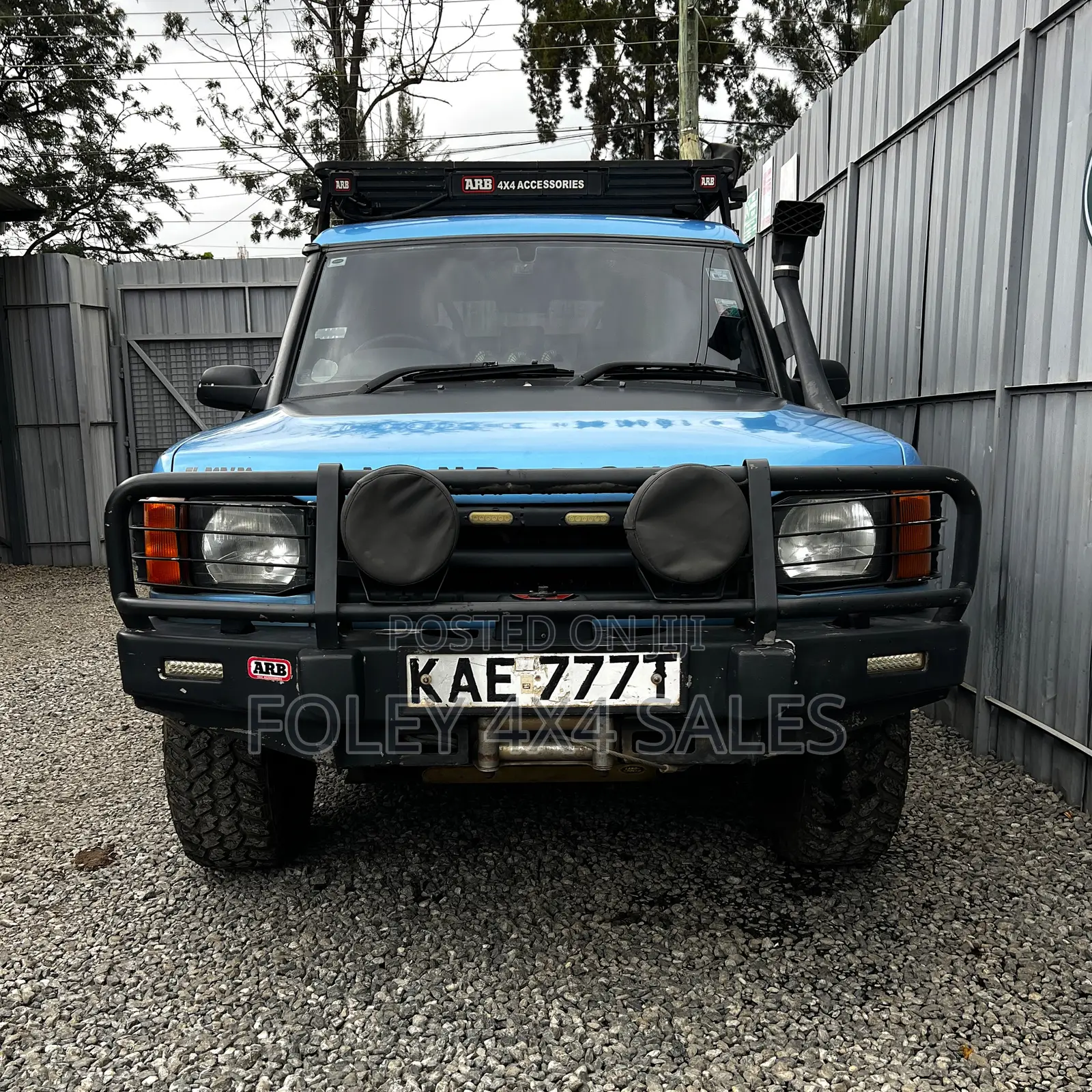 Land Rover Discovery 1995 Blue
