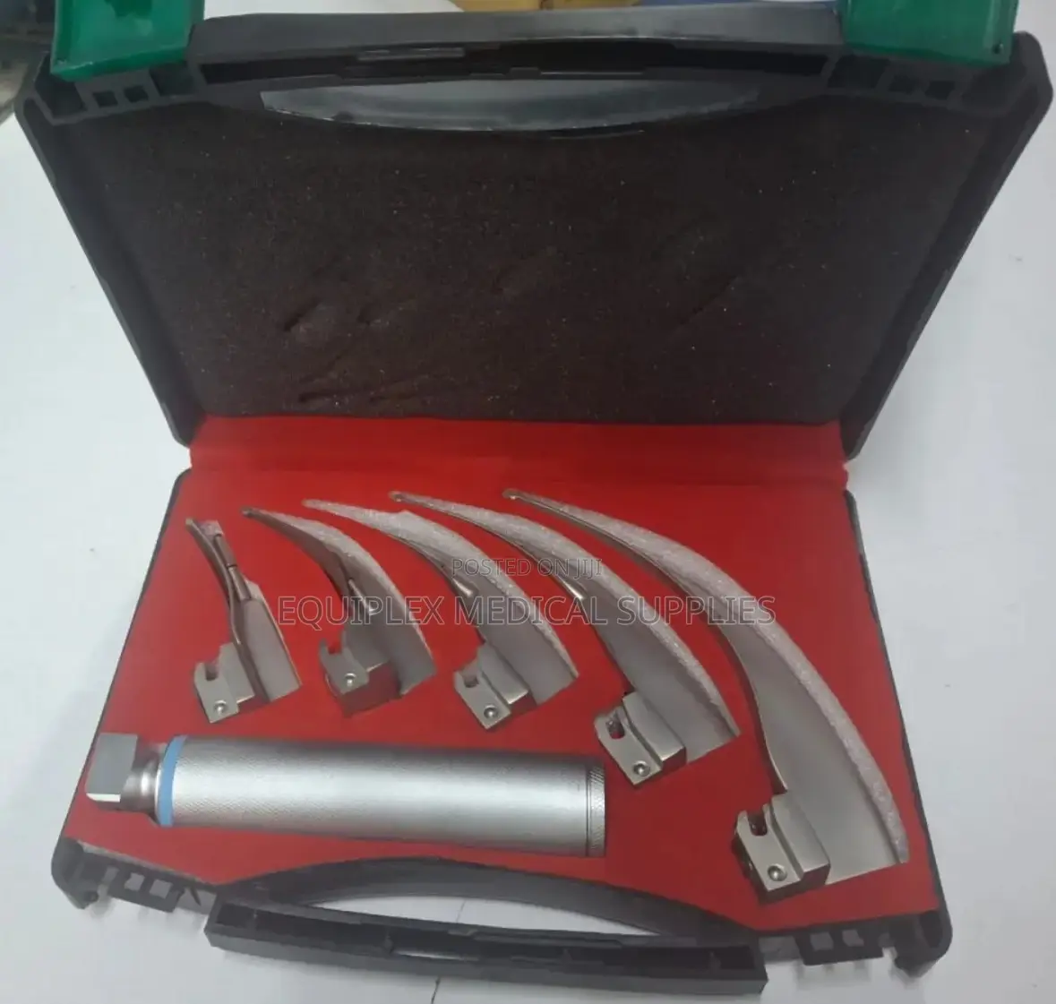 Complete 5 Blades Laryngoscope