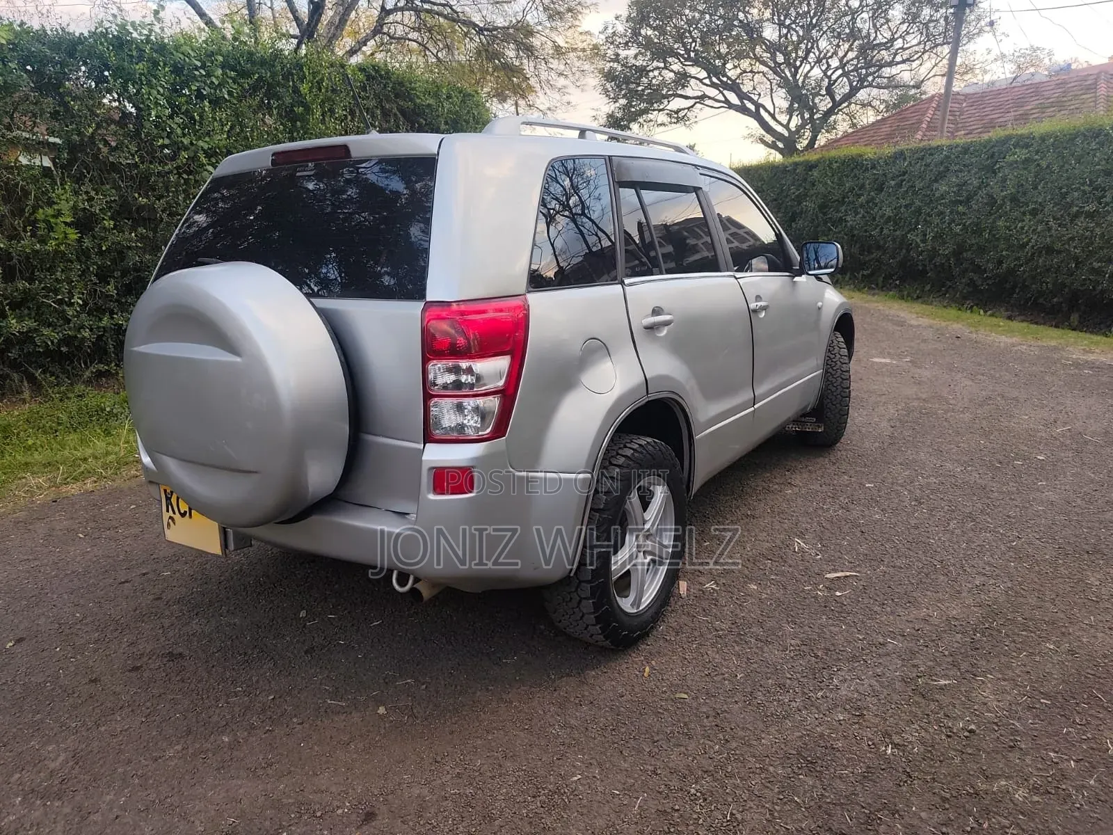 Suzuki Escudo 2008 Silver