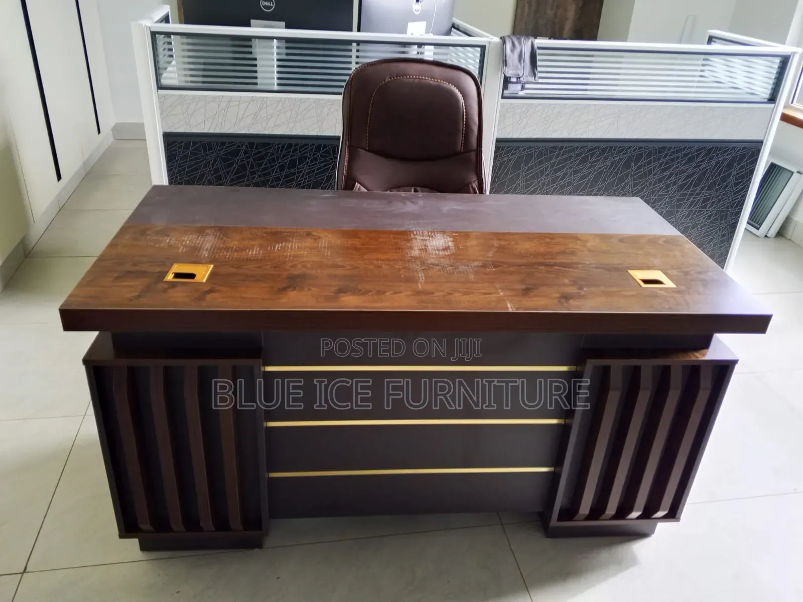 Wooden Executive Modern Office Desk