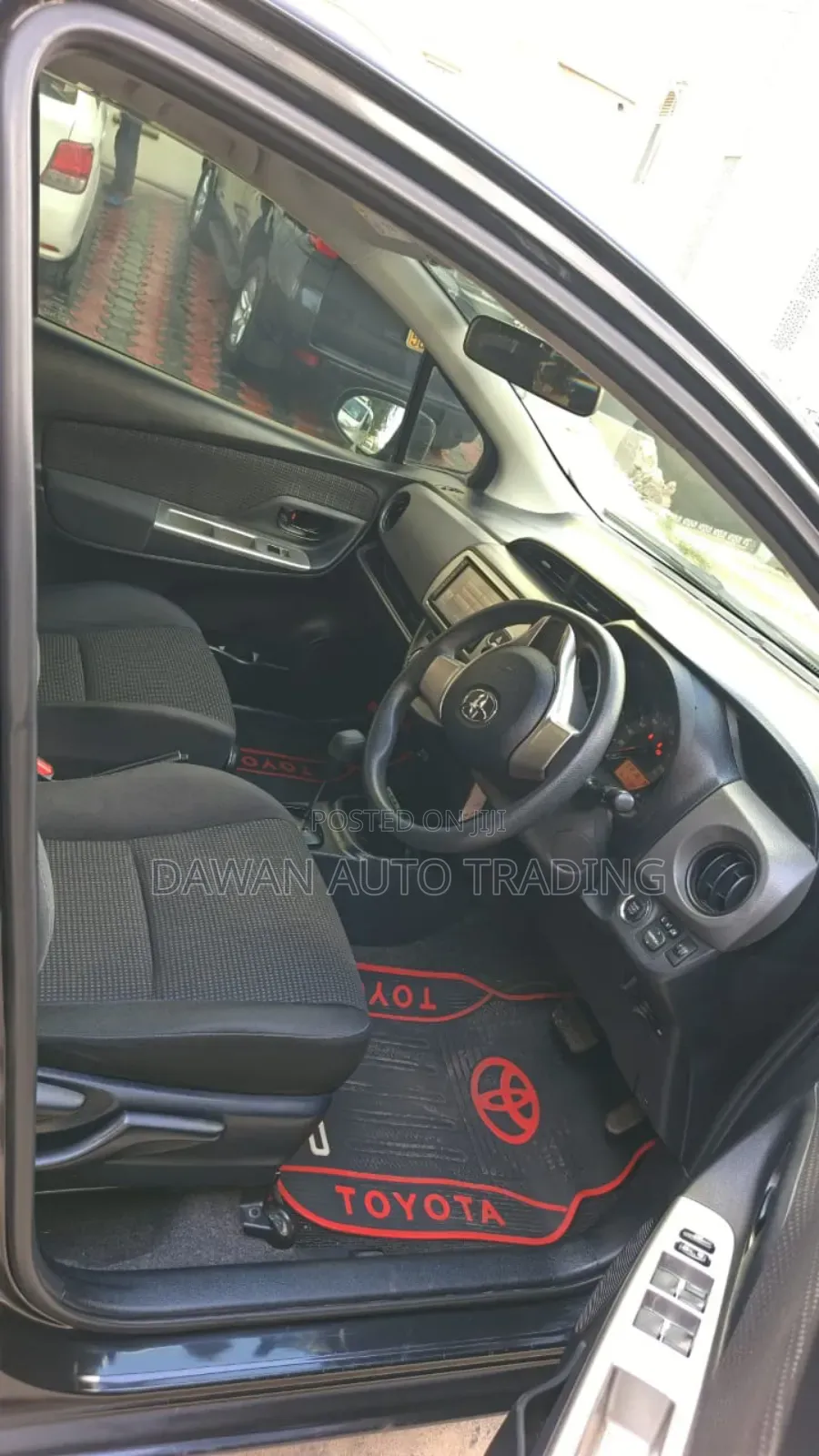 Toyota Vitz 2017 Black