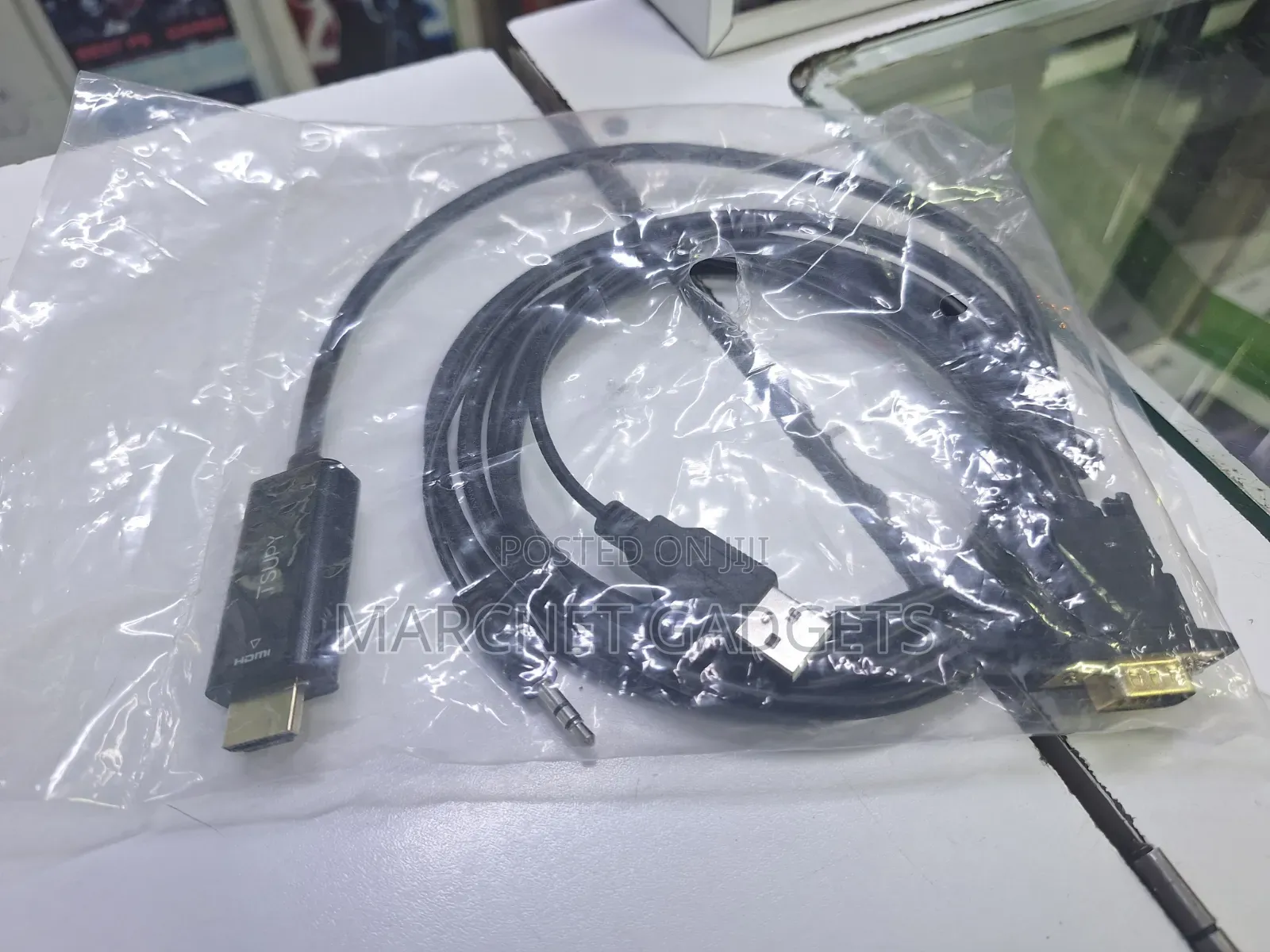 Vga to Hdmi Cable 1.8m Powered by Usb With Audio Jack