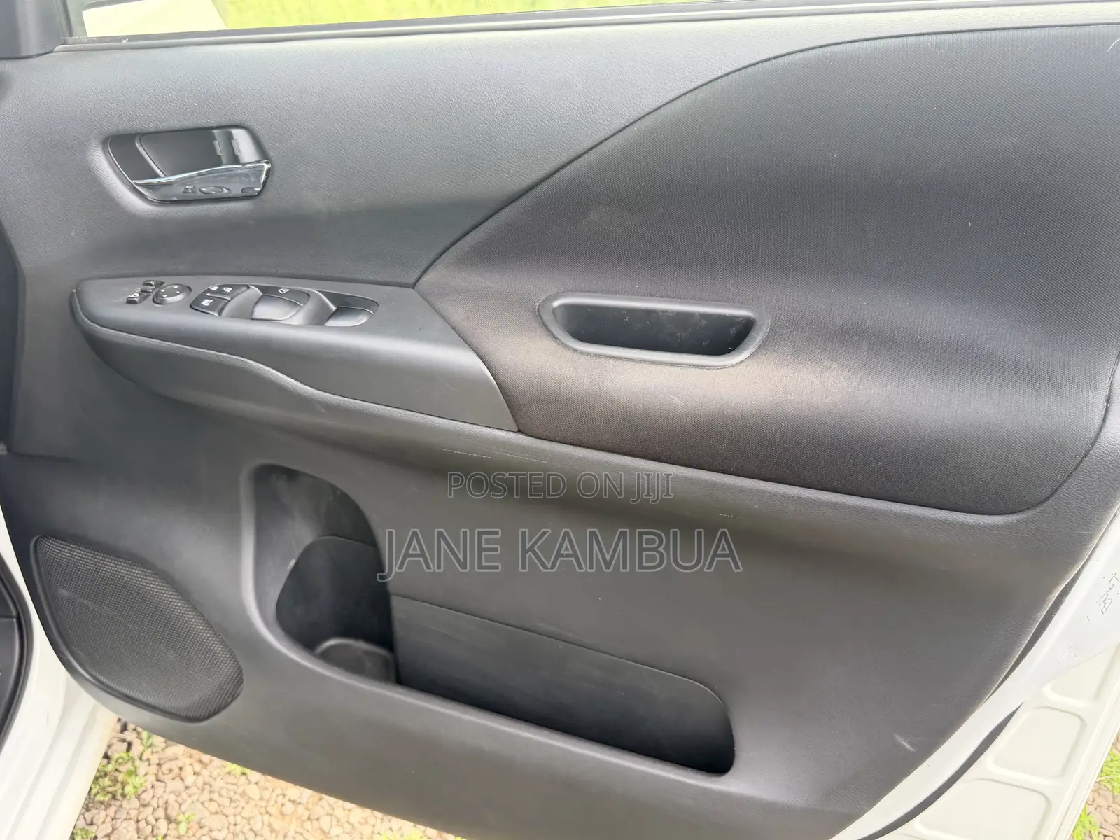 Nissan Serena 2018 Pearl