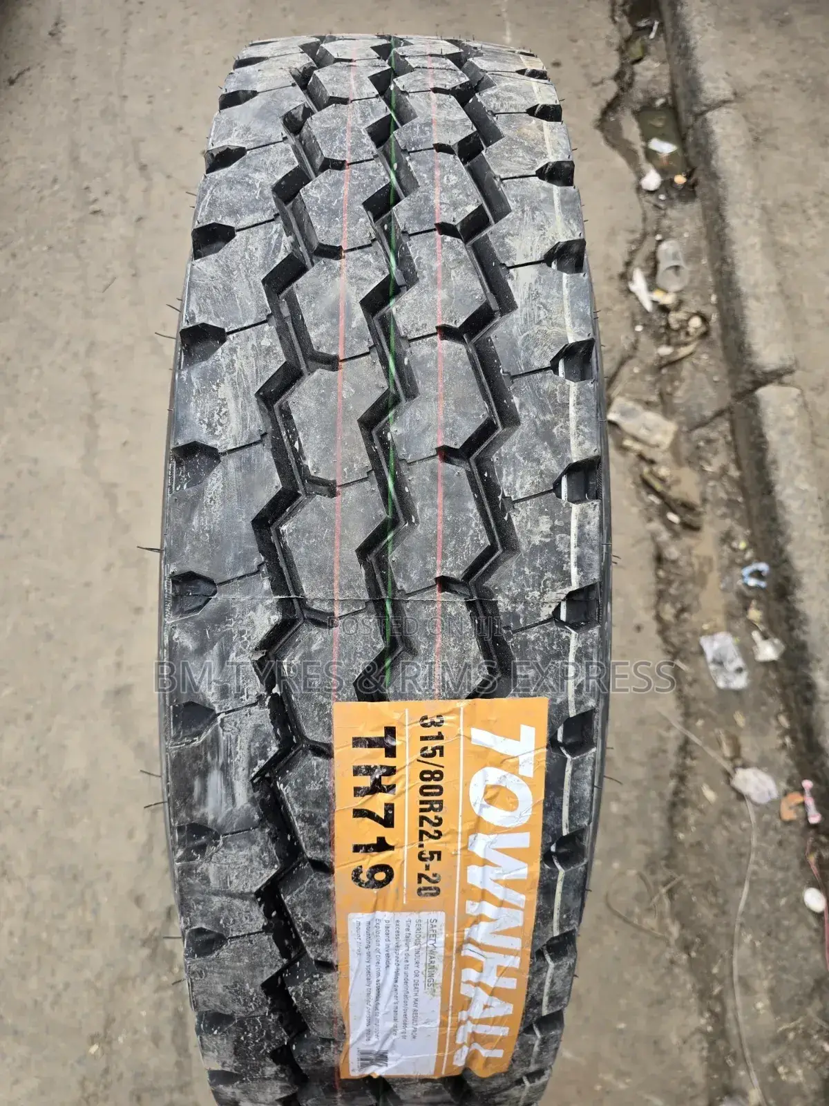 315 /80 R22. 5 Townhall Tyres (Allposition)