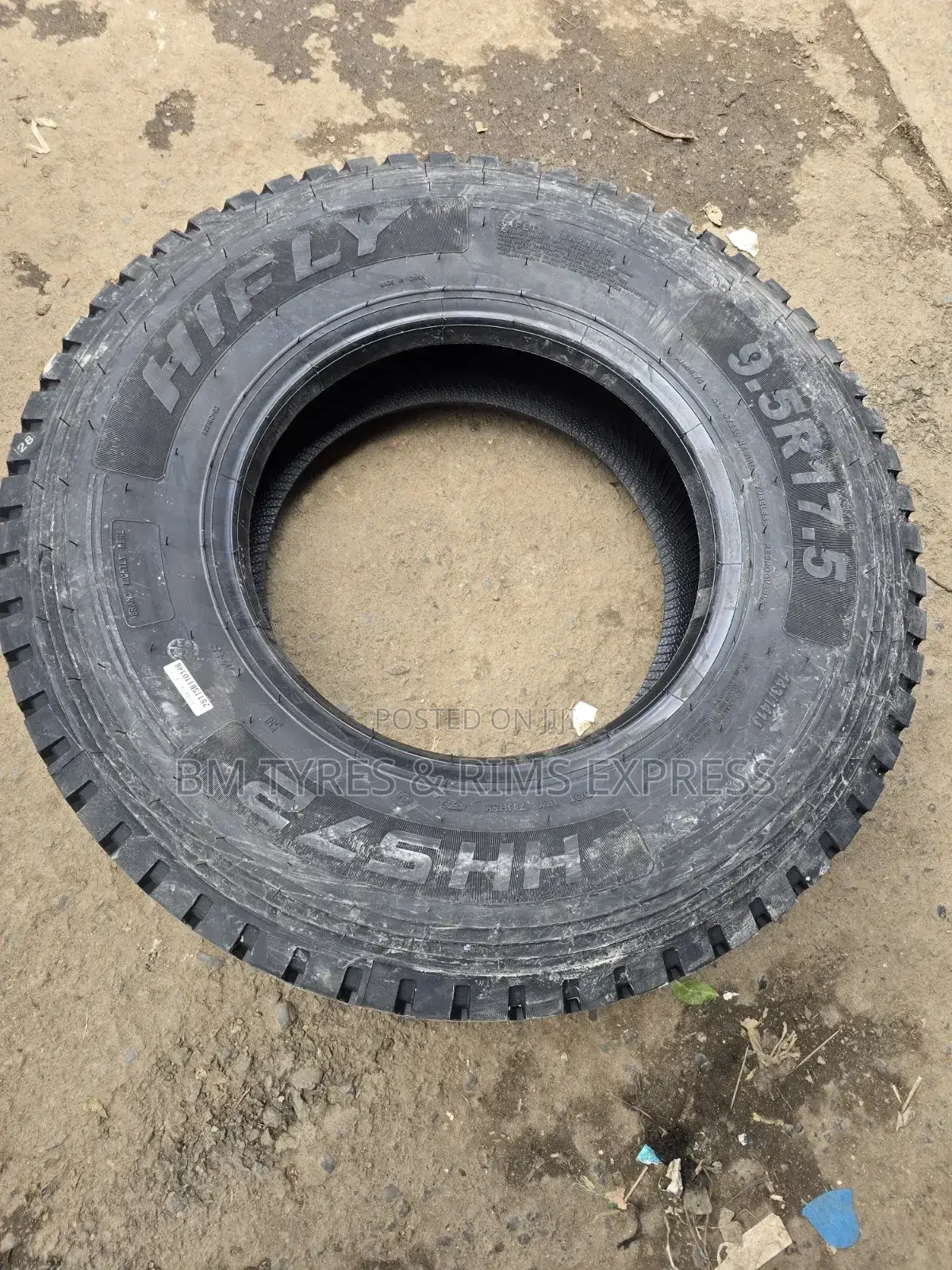 9.5 R17. 5 Hifly Tyres (Hh 572)