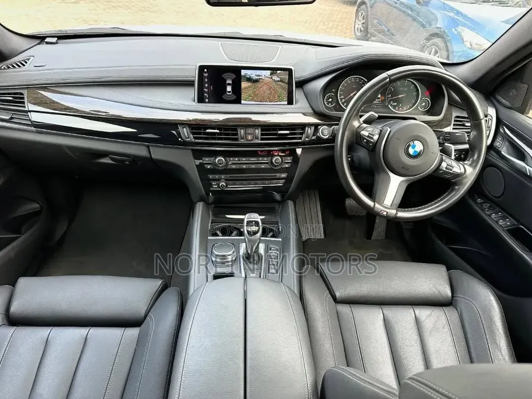 BMW X6 2018 Off white