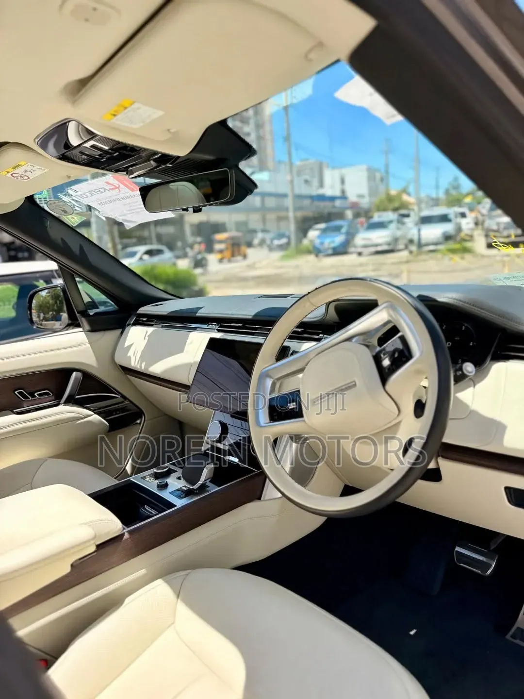 Land Rover Range Rover Vogue 2022 Burgundy