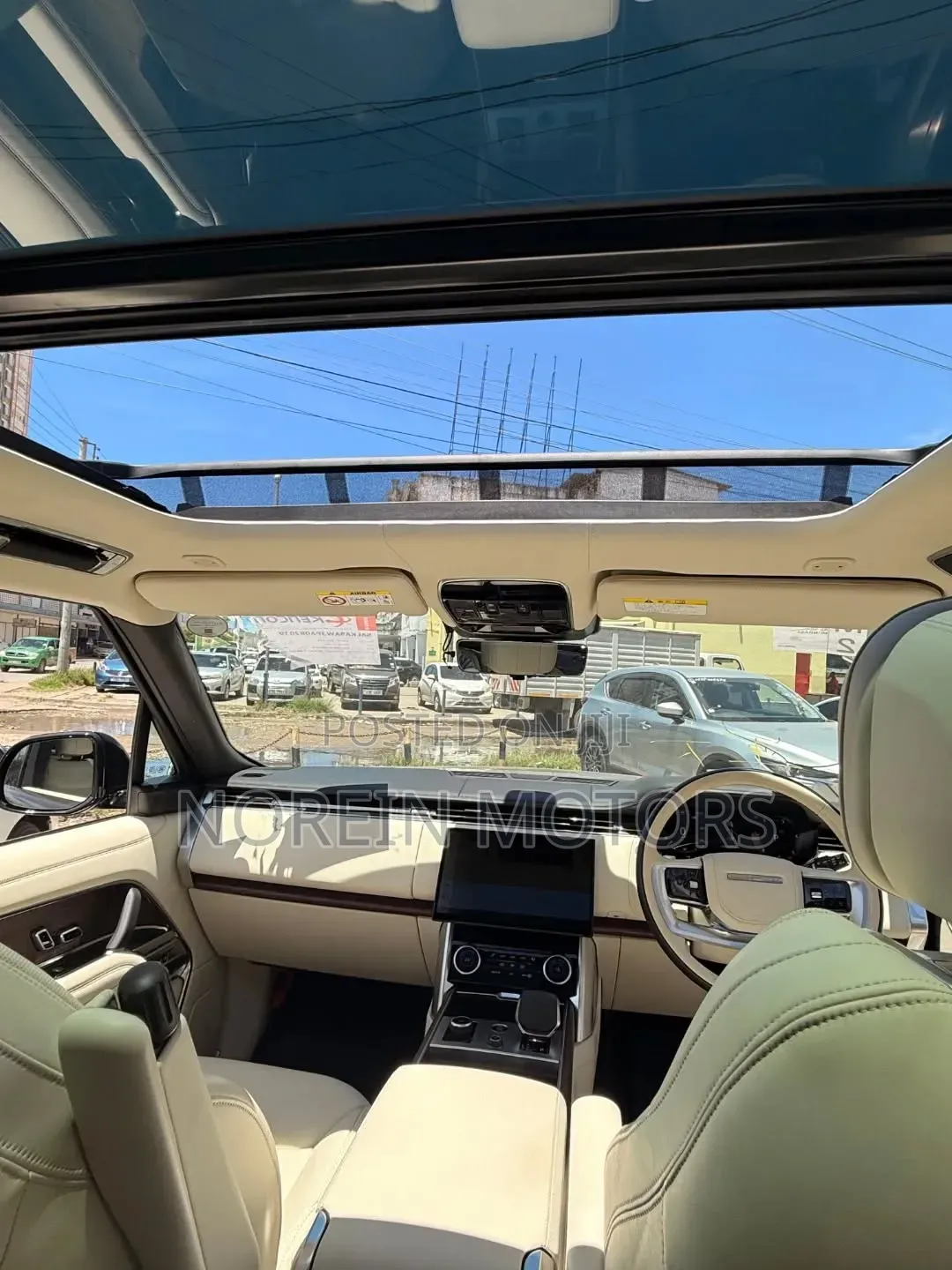 Land Rover Range Rover Vogue 2022 Burgundy