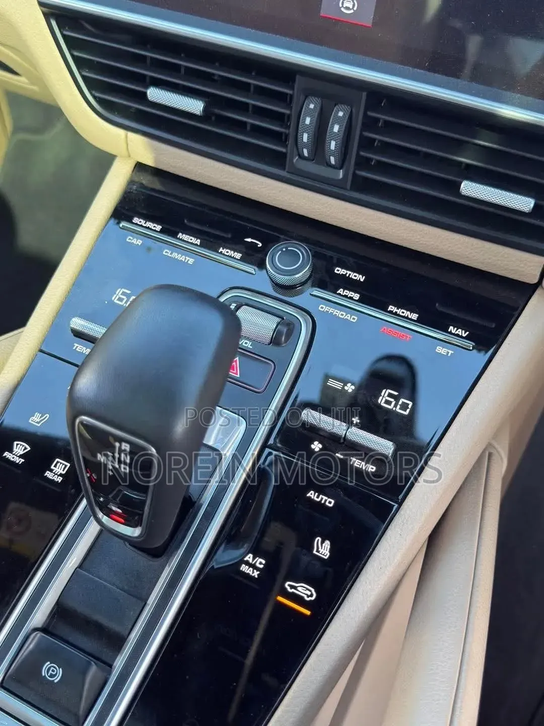 Porsche Cayenne S AWD 2019 White