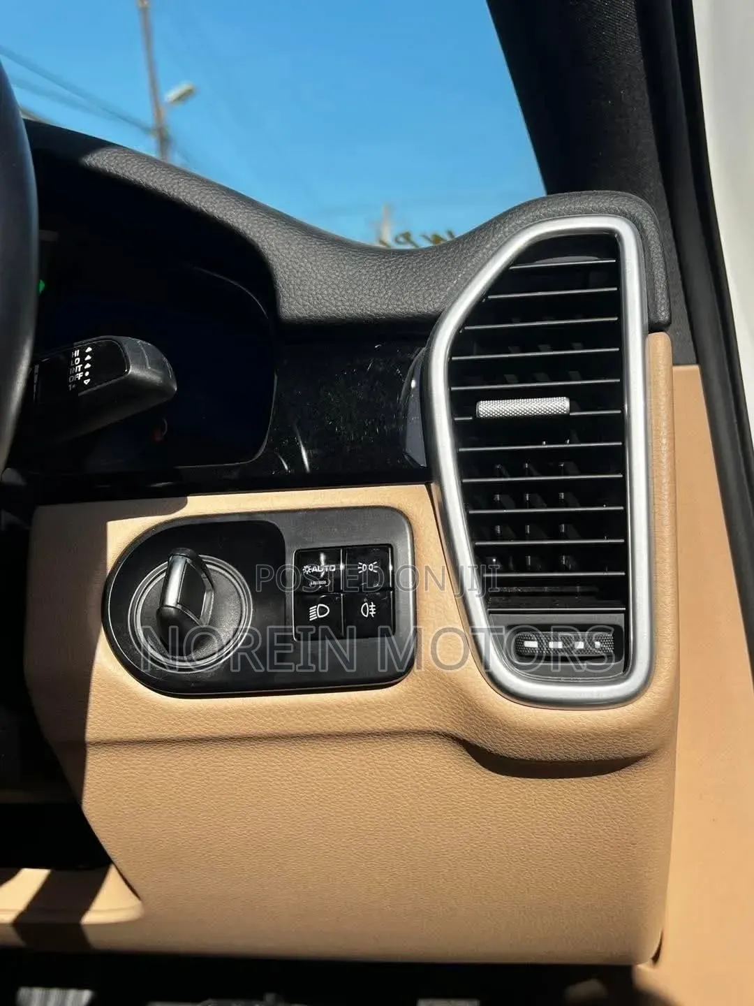 Porsche Cayenne S AWD 2019 White