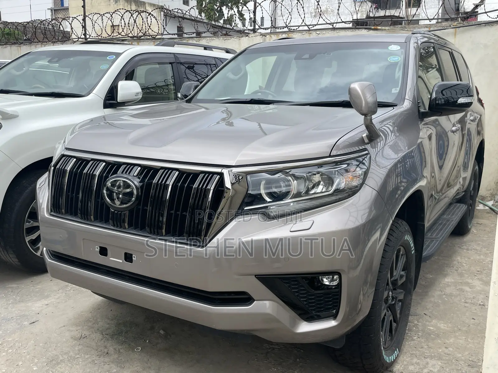 Toyota Land Cruiser Prado 2.7 2019 Gray