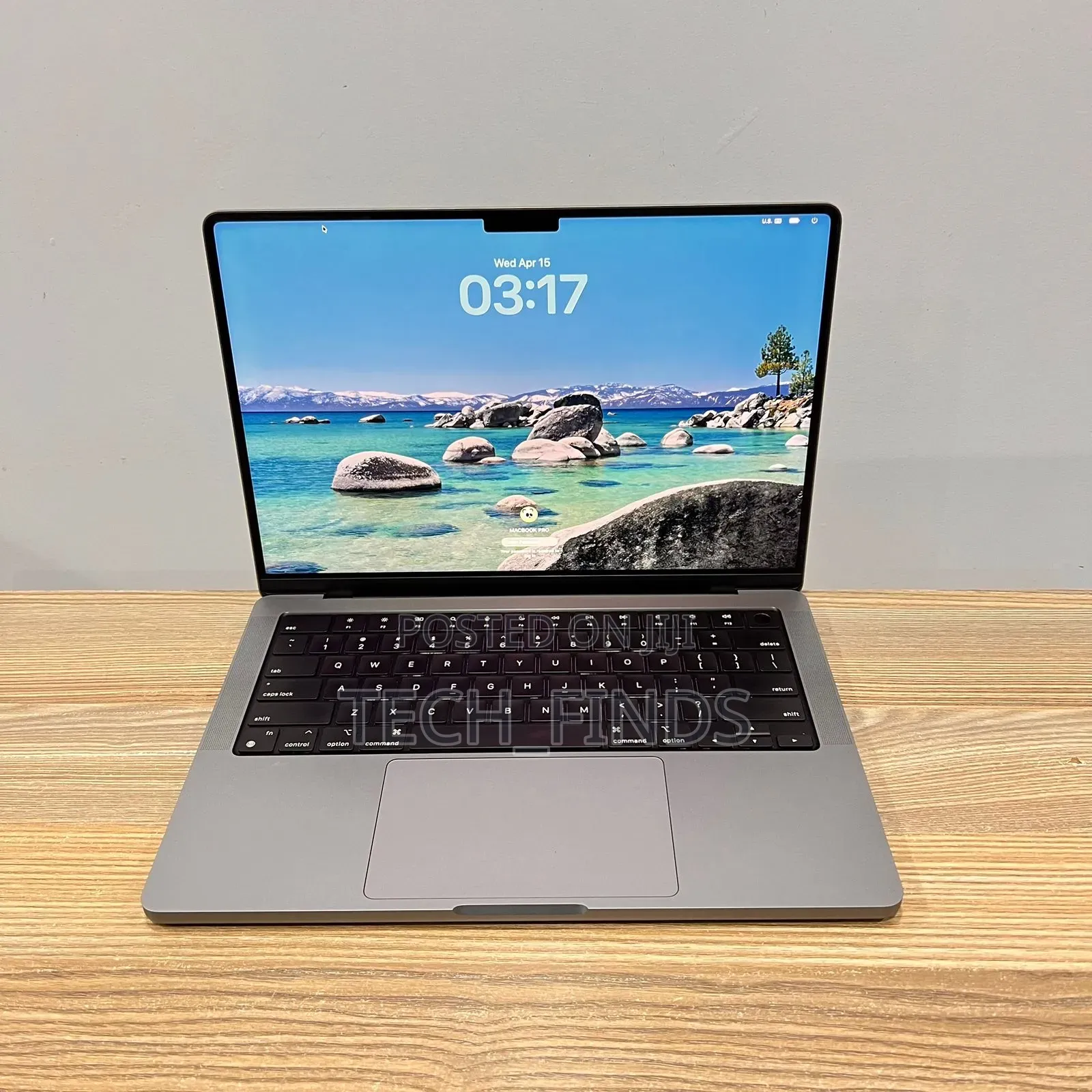 Laptop Apple MacBook Pro 2021 M1 16GB Apple M1 Pro SSD 512GB