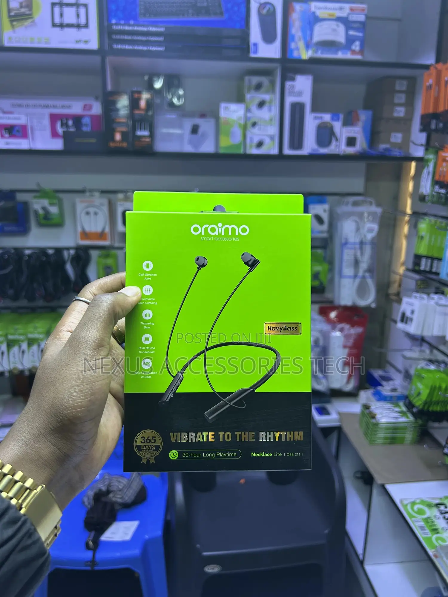 Oraimo Necklace Lite Oeb-311 – 30h Playtime, Bass,Call Vibration Alert