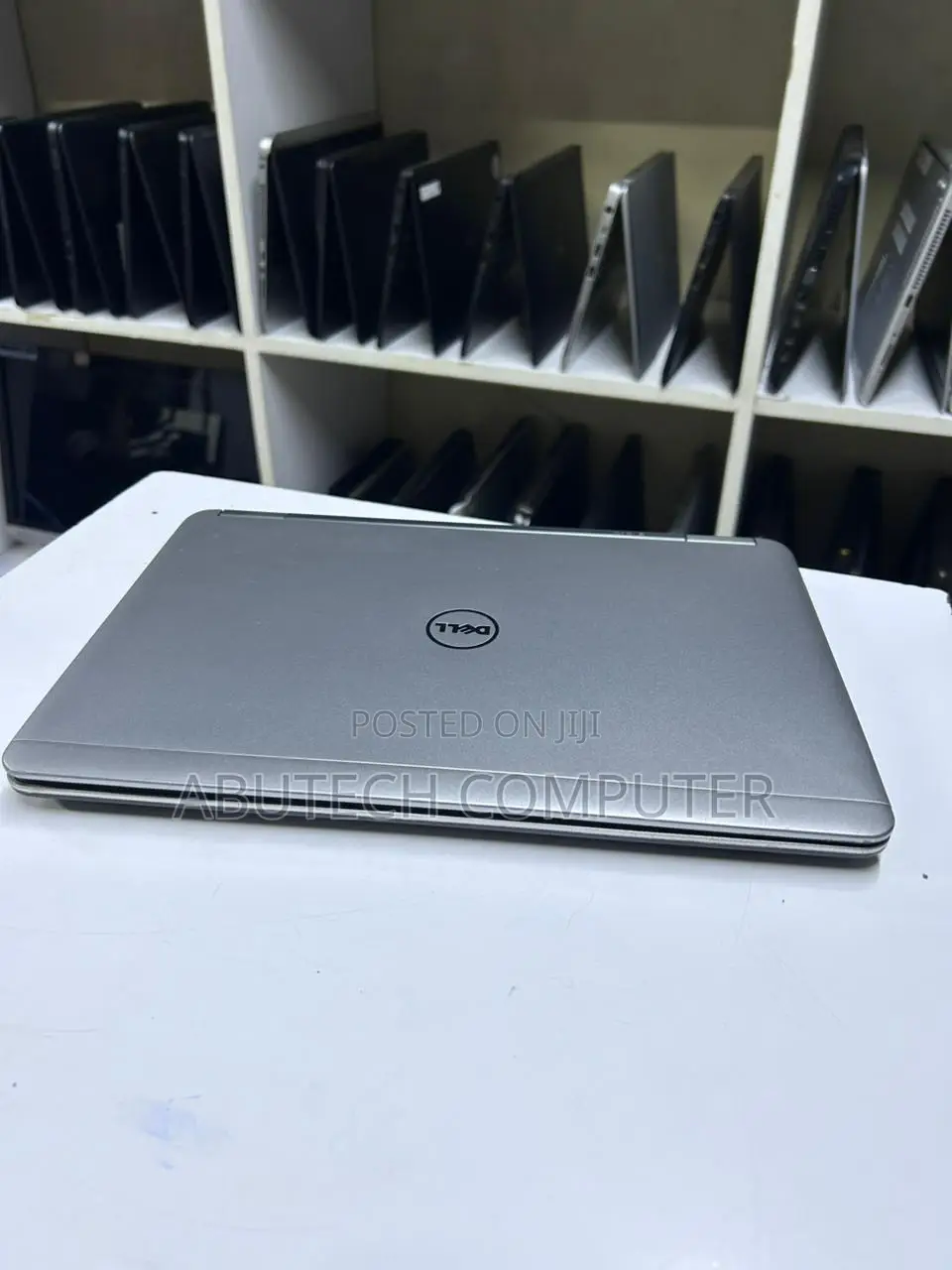 Laptop Dell Latitude E7240 4GB Intel Core i7 SSD 128GB